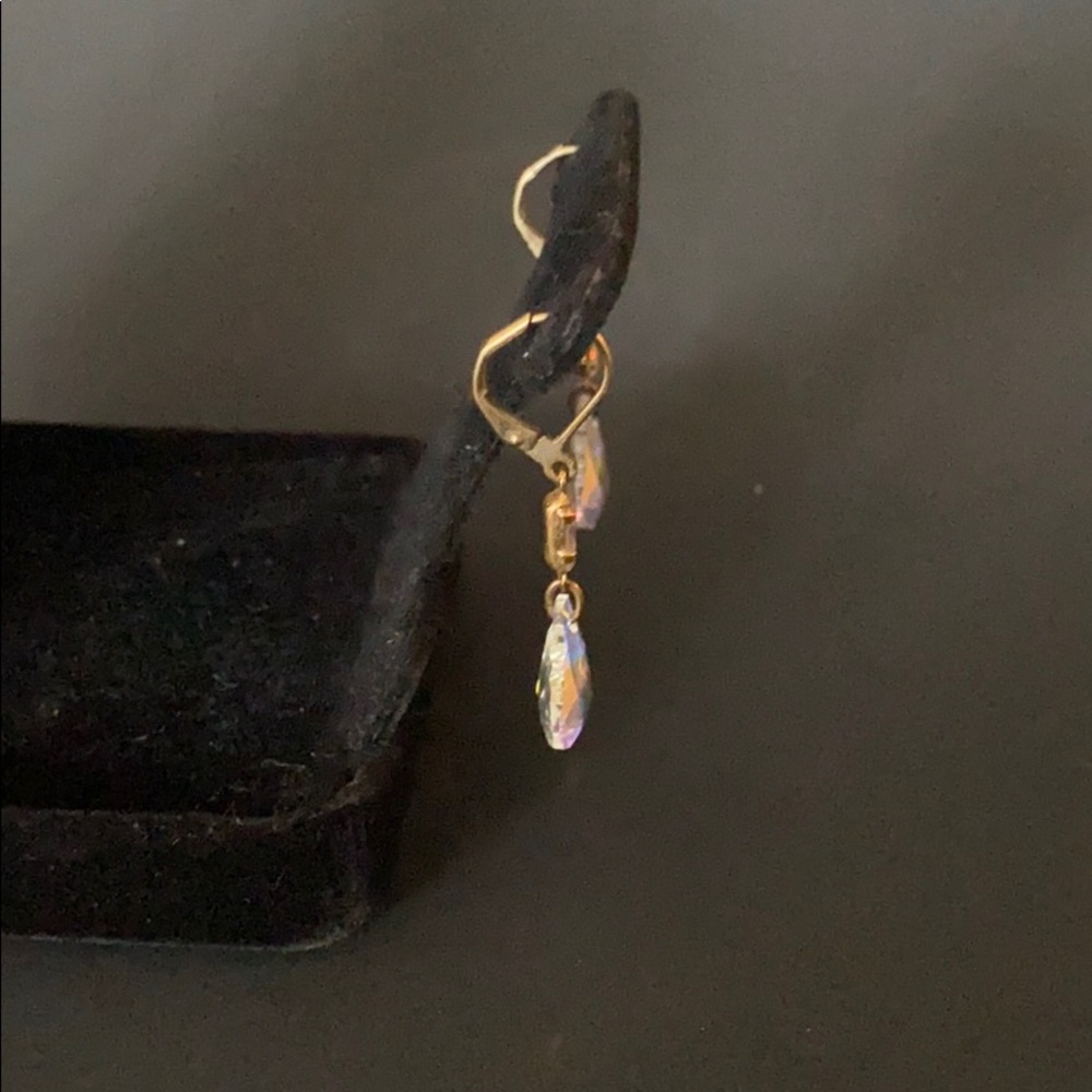 Drop dangle earrings - Picture 2 of 2